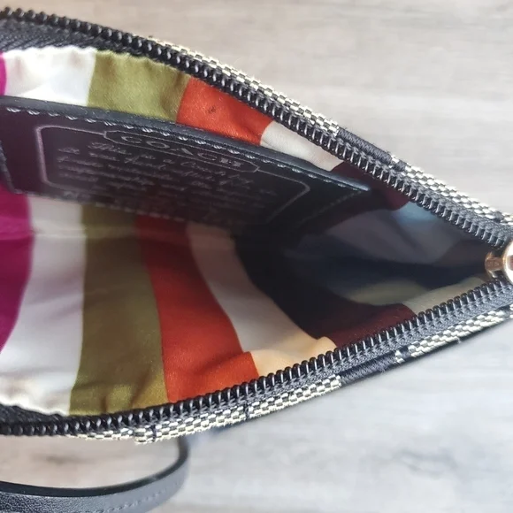 Coach Wristlet - Picture 6 of 6